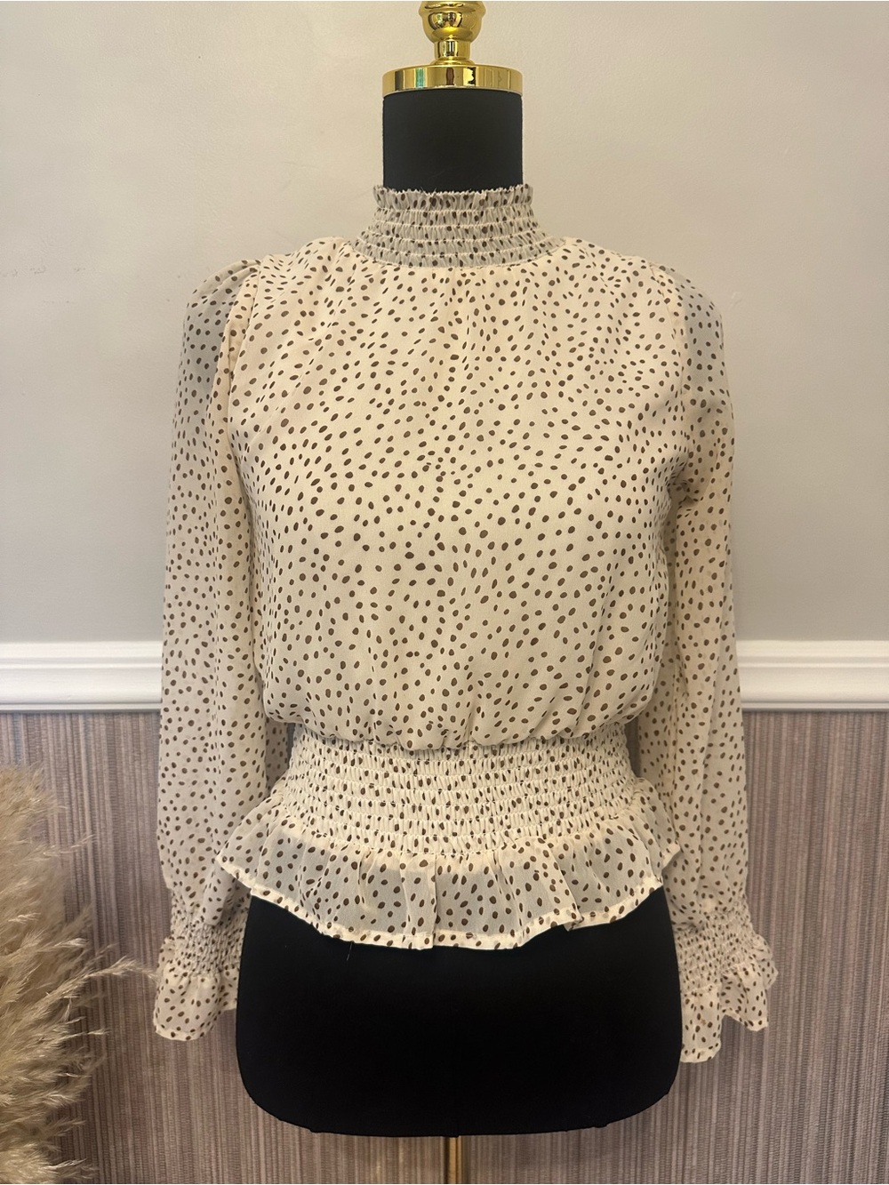 Japna Cream & Taupe Speckled Dot Smocked Mock Neck Blouse | Size Small Boho